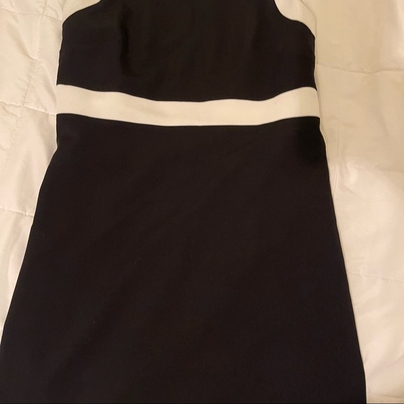 YERA BLACK AND WHITE FORMAL DRESS - Picture 3 of 4